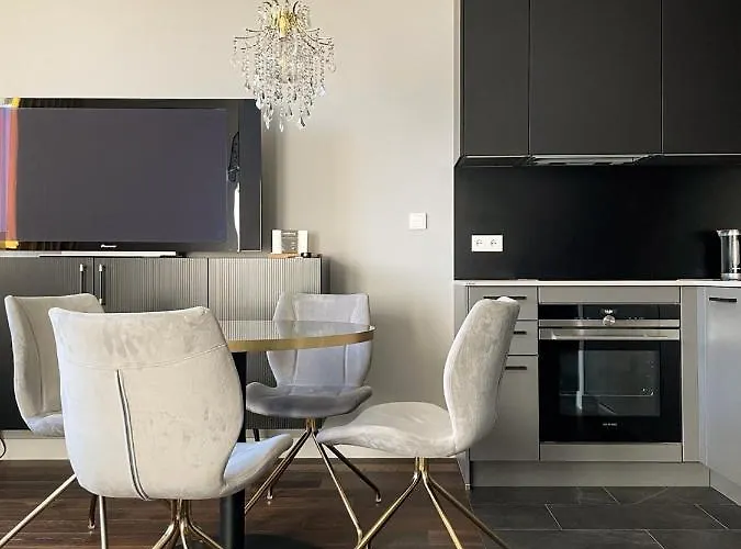 Visiting - Wyspa Slodowa Wroclaw