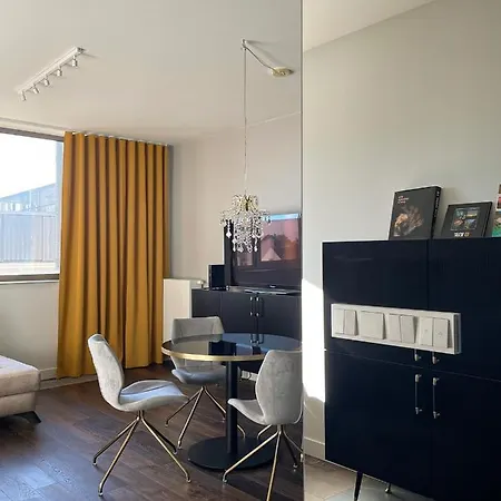 Visiting - Wyspa Slodowa 公寓