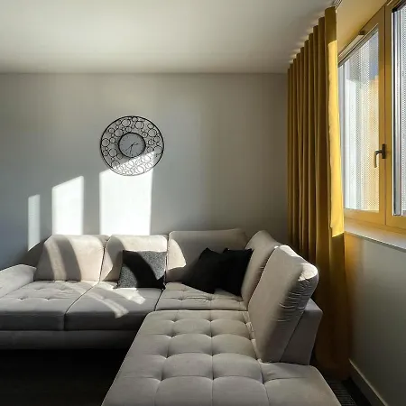 Visiting - Wyspa Slodowa شقة